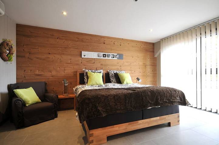 Gîte pour 4 personnes, avec jardin dans Ostheim - 2