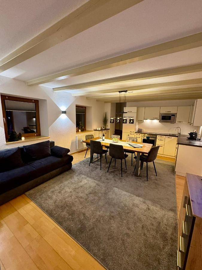 Hotel für 6 Personen, mit Balkon und Sauna sowie Ausblick in Ried im Oberinntal