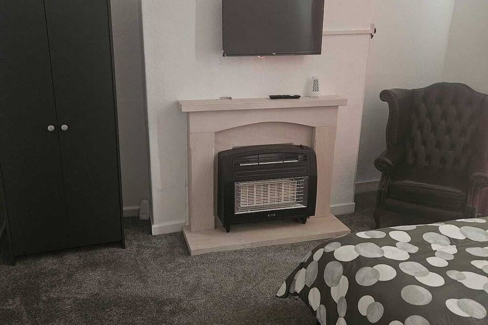 3cosy bedroom in a good location in Bolton, Grand Manchester