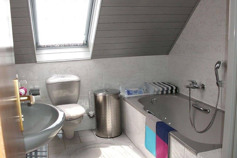 Holiday apartment Koblenz for 1 - 4 persons with 2 bedrooms - Holiday house in Koblenz, Osteifel