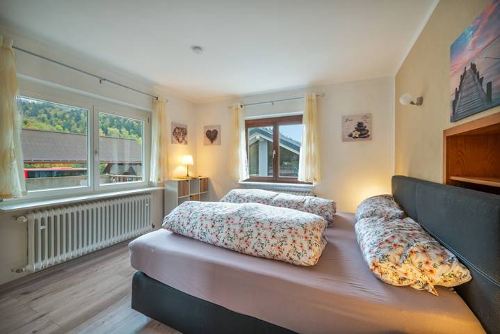 Ganze Wohnung, Ferienwohnung 'Haus Ramos' mit Bergblick, privater Terrasse und WLAN in Todtmoos - Vordertodtmoos, Todtmoos