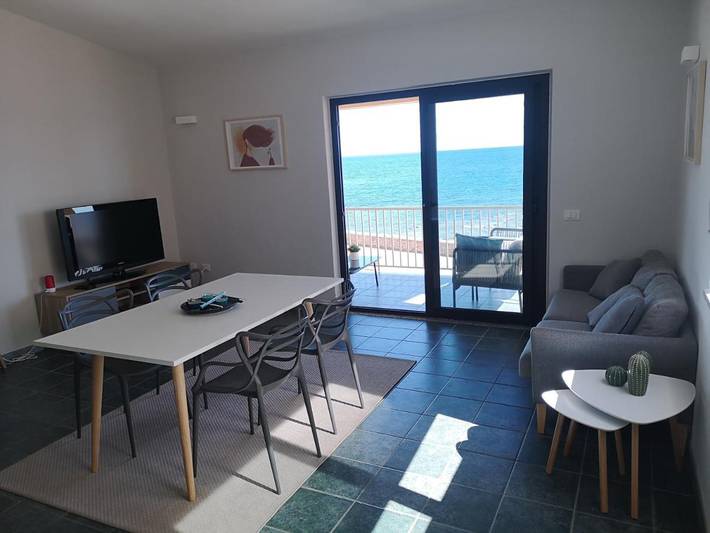 Casa vacanza per 4 persone, con panorama e terrazza in Siniscola