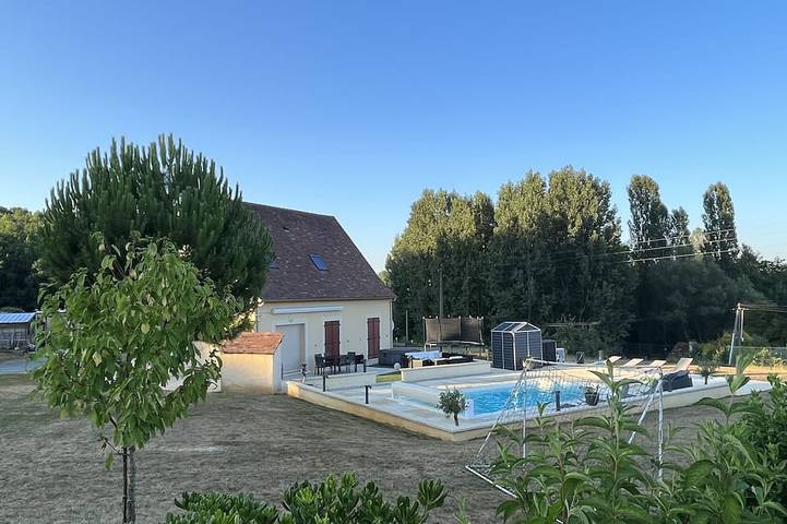 Villa pour 9 personnes, avec jardin ainsi que terrasse et jacuzzi - 1