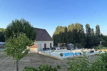 Location de vacances pour 9 personnes, avec jardin et jacuzzi à Saint-Vincent-le-Paluel