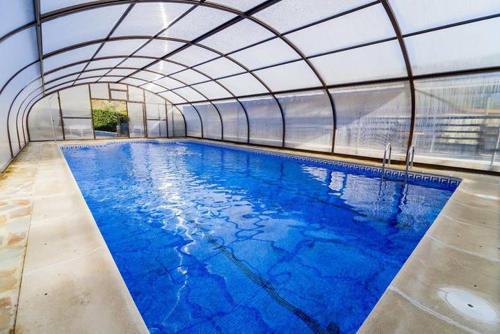 Chalet para 4 personas, con jardín y piscina, Se admiten mascotas - 1