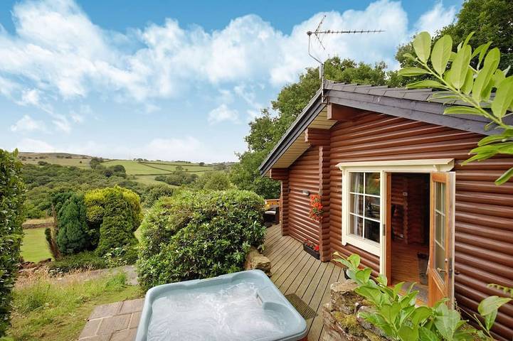 Blockhütte für 2 Personen, mit Balkon und Whirlpool - 1
