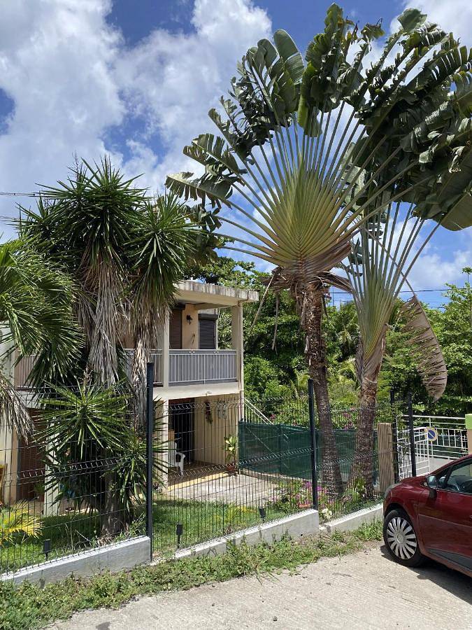 Gîte pour 4 personnes, avec terrasse et jardin dans Anse Mabouyas - 2