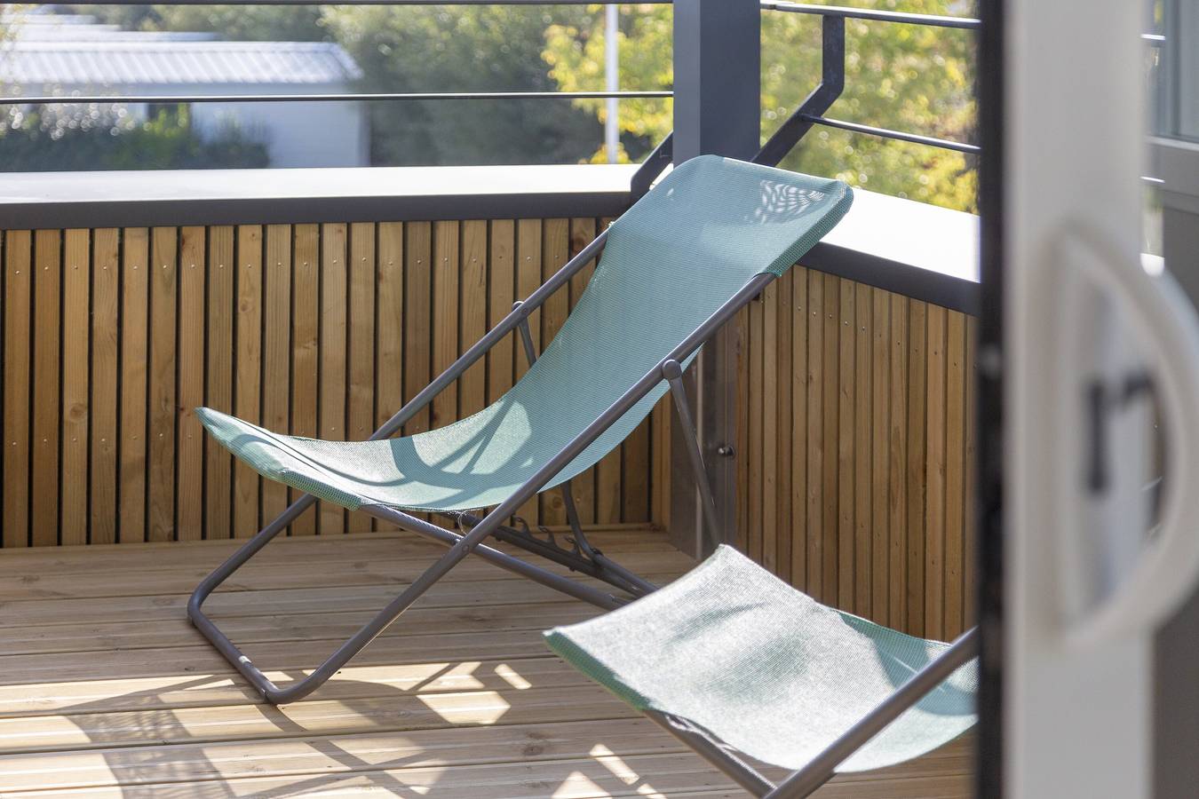 Ganze Wohnung, Apartment 'Le Penfret' mit Meerblick, Gemeinschaftspool und Wlan in La Forêt-Fouesnant, Côte de Cornouaille