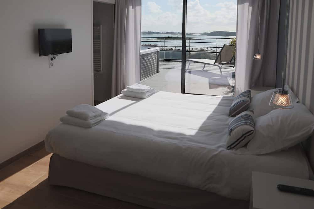 Magnífica villa con vista al mar, jacuzzi, sauna y piscina privada climatizada in Pleumeur-Bodou, Costa de granito rosa