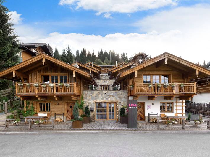 Ferienhaus für 6 Personen, mit Balkon und Terrasse sowie Sauna in Flachau