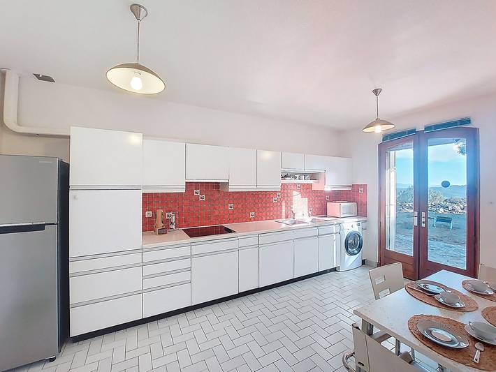 Location de vacances pour 8 personnes, avec jardin ainsi que terrasse et vue à Figanières - 4