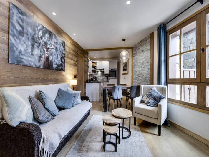 Gîte pour 4 personnes, avec balcon et piscine, adapté aux familles dans Arc 1950