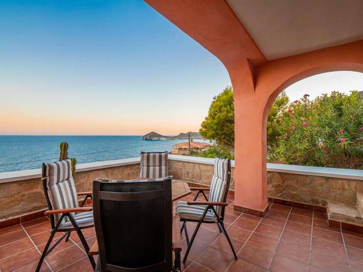 Chalet para 8 personas, con Balcón y Terraza además de Jardín y Piscina en Provincia de Almería