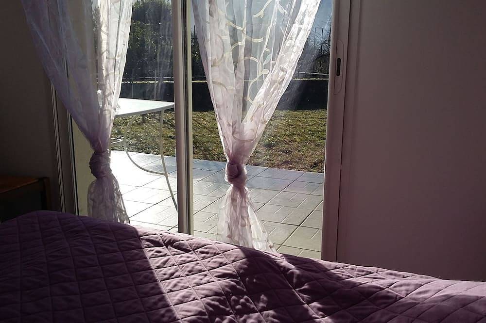 Apartamento entero, Dream stay in a single-storey f2 apartment in a residential area in Saint-Ismier, Isère