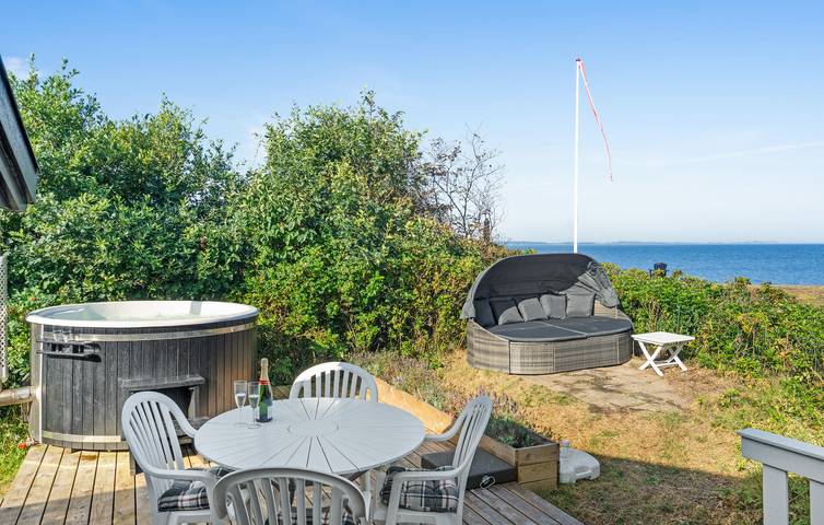 Ferienhaus für 8 Personen mit Sauna in Millinge, Kleiner Belt