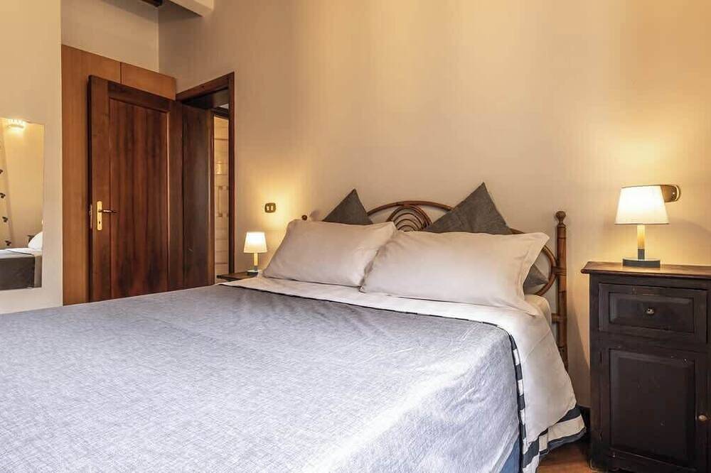 Entire apartment, Suite Rua Muro - Affitti Brevi Italia in Modena, Modena Province