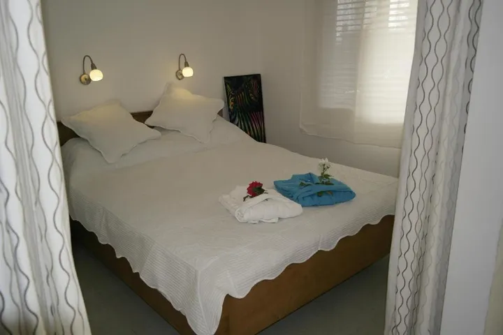 Apartamento de vacaciones para 5 personas, con vistas y jardín - 1