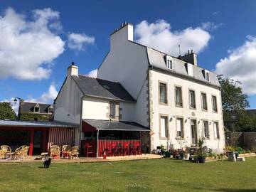 Chambre d’hôte pour 7 personnes, avec jacuzzi ainsi que sauna et jardin, adapté aux familles à Pont-Aven