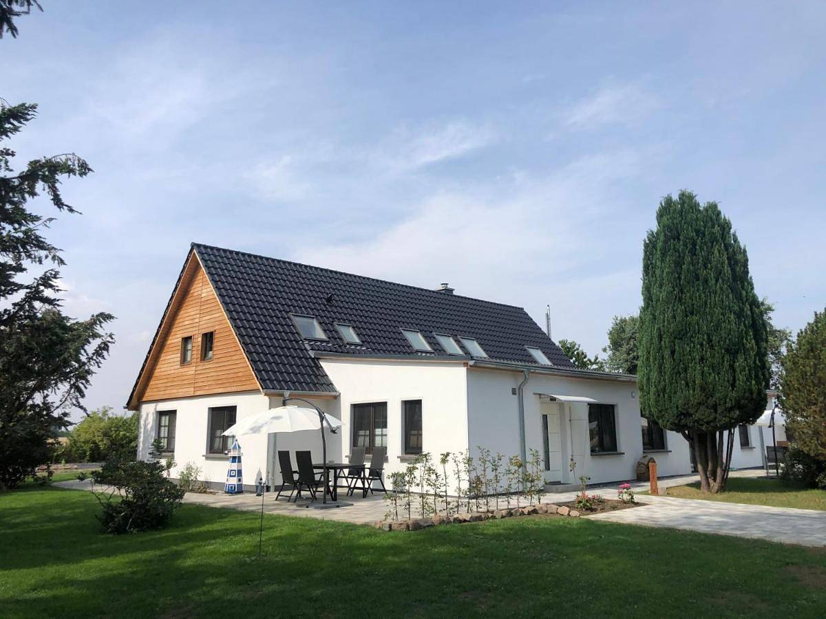 Ganze Wohnung, Bungalow in Kirchdorf (Sundhagen), Sundhagen