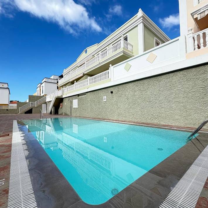 Apartamento de vacaciones para 2 personas, con balcón y piscina - 1