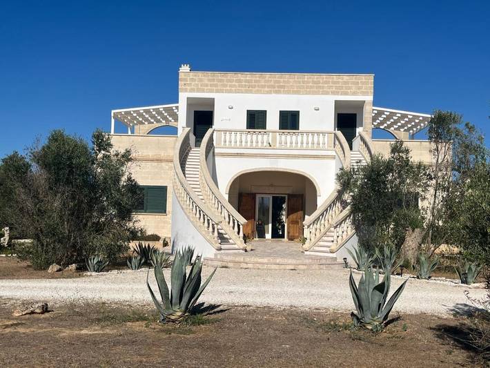 Appartamento per 3 persone, con Balcone e Terrazza nonché Giardino e Piscina a Torchiarolo