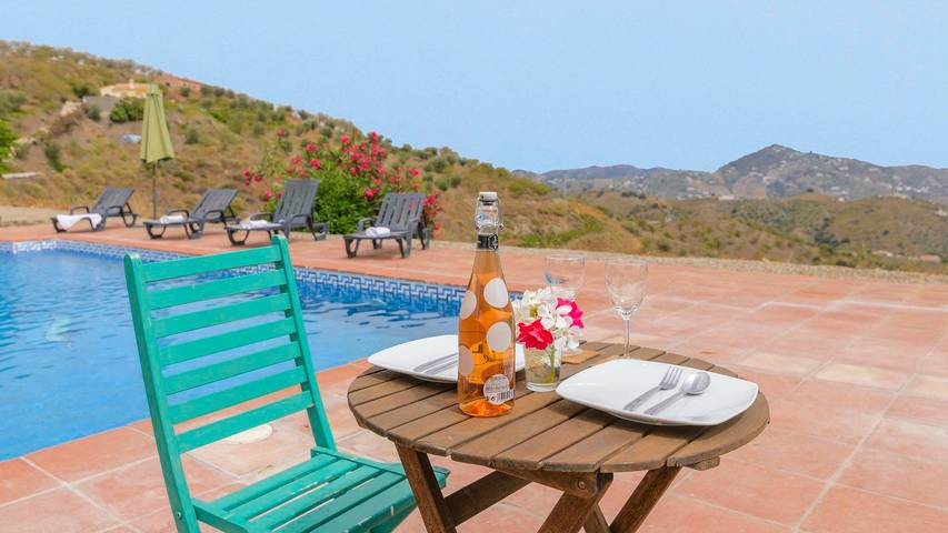 Casa rural para 8 personas, con balcón/terraza y piscina en Arenas - 2