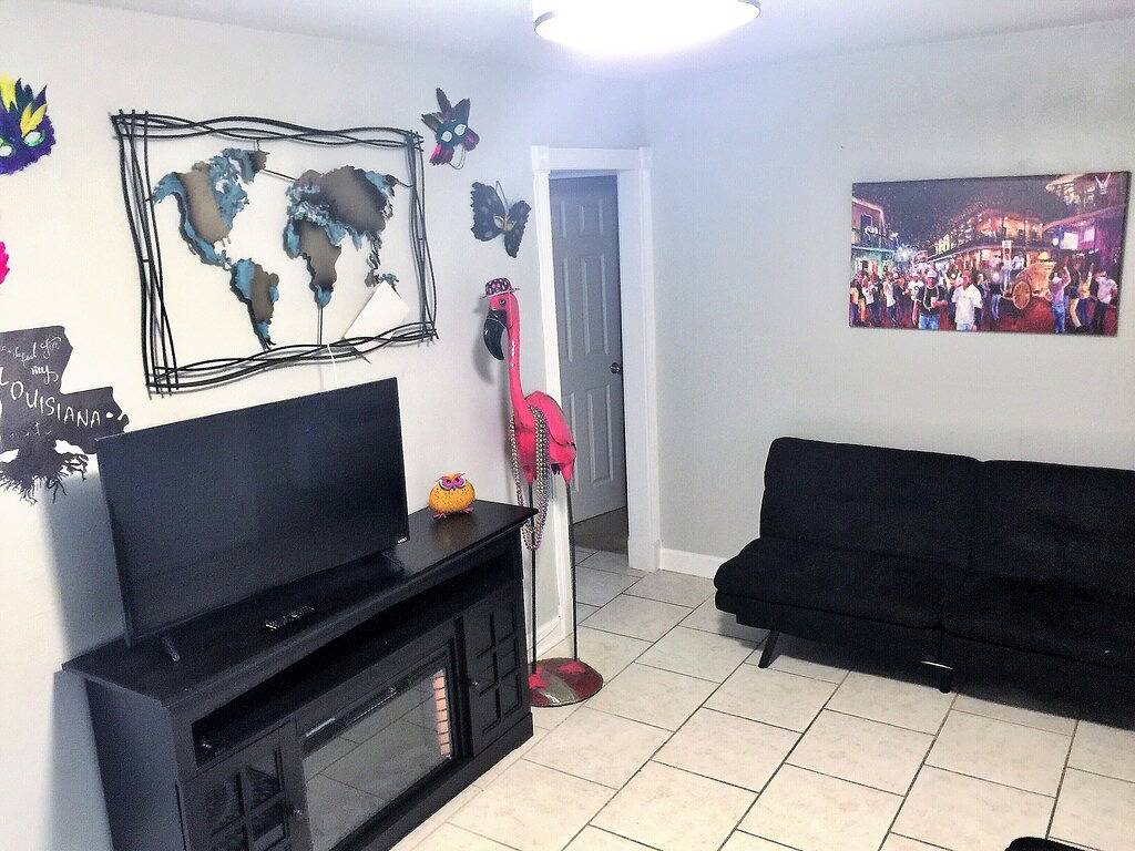 Ganze Wohnung, Bequemer, cooler Downtown-Hotspot, Minuten zur Lsu / Interstate / Mid-City in Baton Rouge, East Baton Rouge Parish