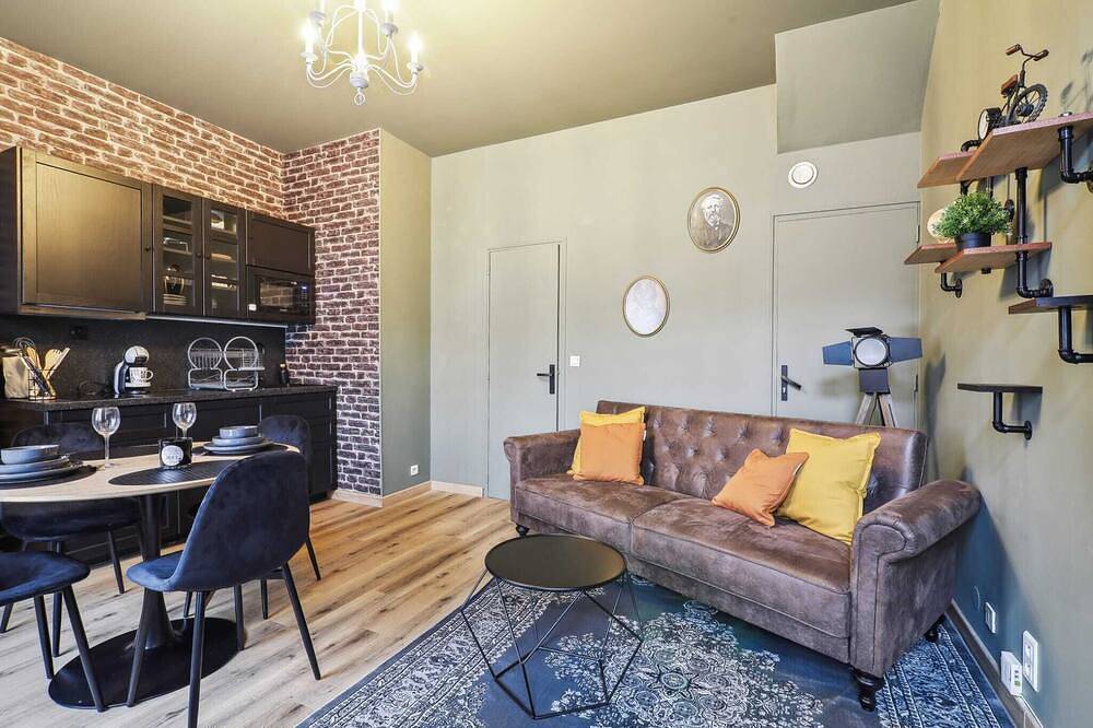 Ganze Wohnung, *Jules Verne inspiration* 2-room apartment in Amiens, Amiens und Umgebung