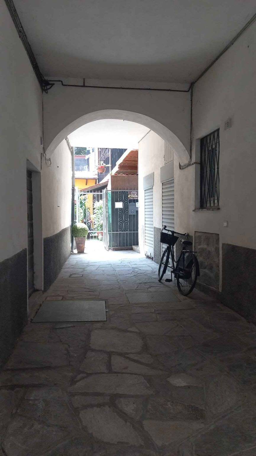 Ganze Ferienwohnung, Ferienwohnung mit Balkon und Internet in Lesa, Lago Maggiore (Piemont)