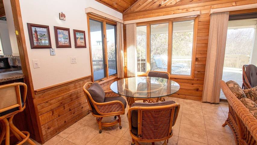 Vacation rental for 10 people, with terrace in Corolla