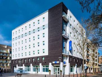 Hôtel pour 2 personnes, avec vue et terrasse à Issy-les-Moulineaux
