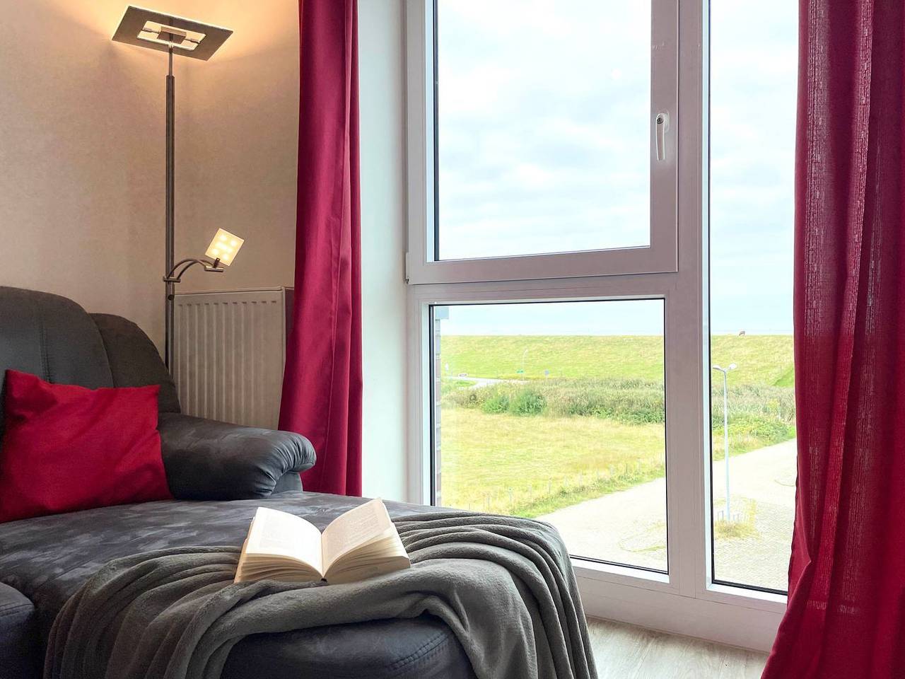 Ganze Wohnung, Penthouse "de Stöör", strandnah, unverbauter Meerblick, max. 4 Personen, Vitamar in Dorum-Neufeld, Dorum
