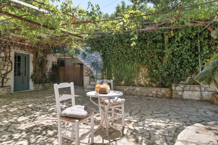 Gîte pour 2 personnes, avec balcon à Leucade - 4