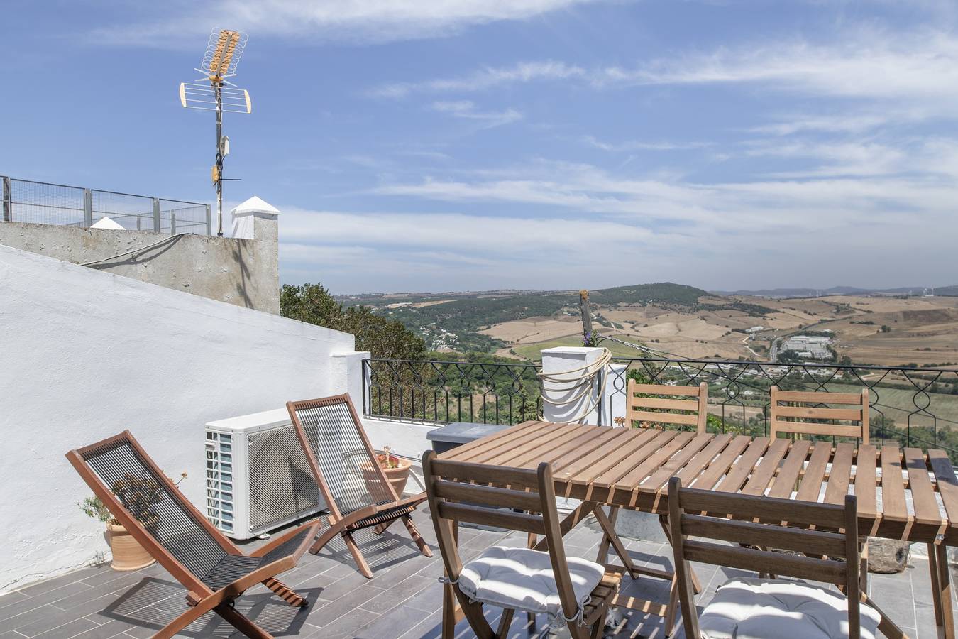 Casa rurale 'Casa Vejer Con Vistas Y Garaje' con vista montagna, Wi-Fi e aria condizionata in Vejer de la Frontera, Costa de la Luz