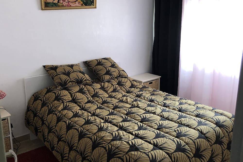 Entire apartment, Appartement T3 Centre Ville in Tarbes, Hautes-Pyrénées