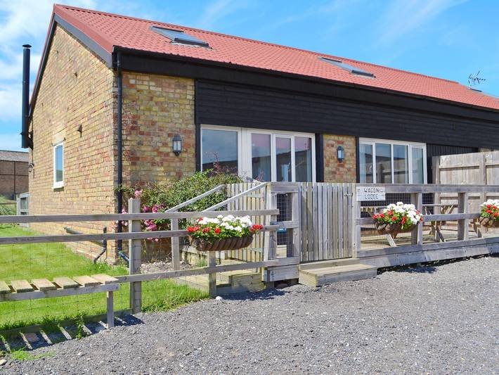 Log cabin for 8 people in East Sussex