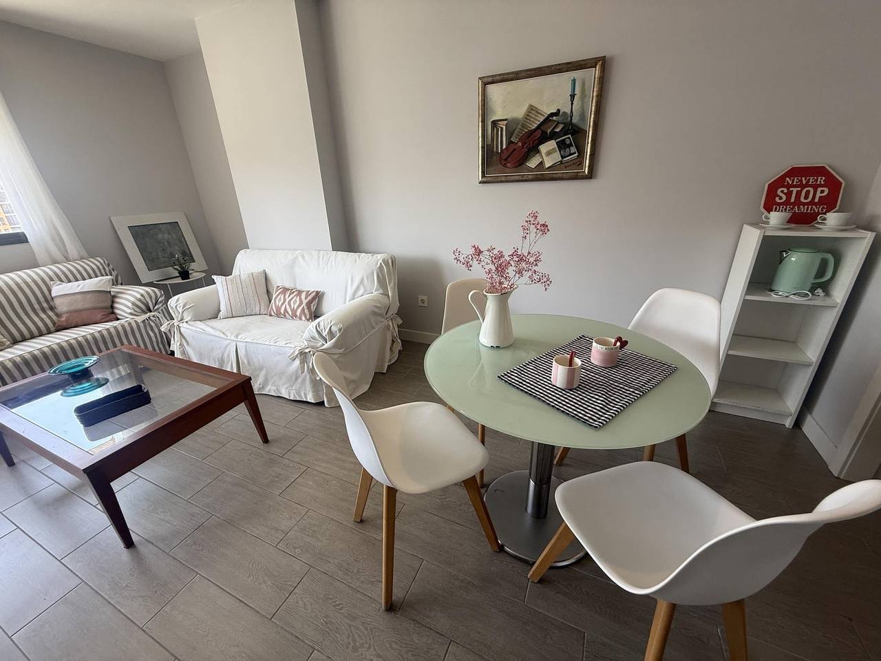 Stylish Apartment with Pool & Parking near San Juan Beach Pau 5, foto 9