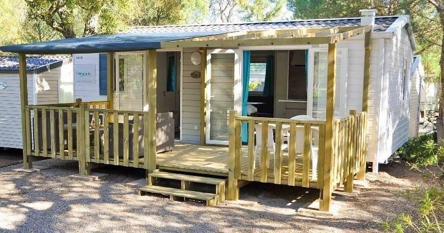 Entire holiday apartment, Mobile home on a campsite in the Cote d'Azur in Roquebrune-sur-Argens, Draguignan region