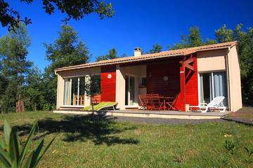 Gîte pour 2 personnes, avec jardin à Quillan