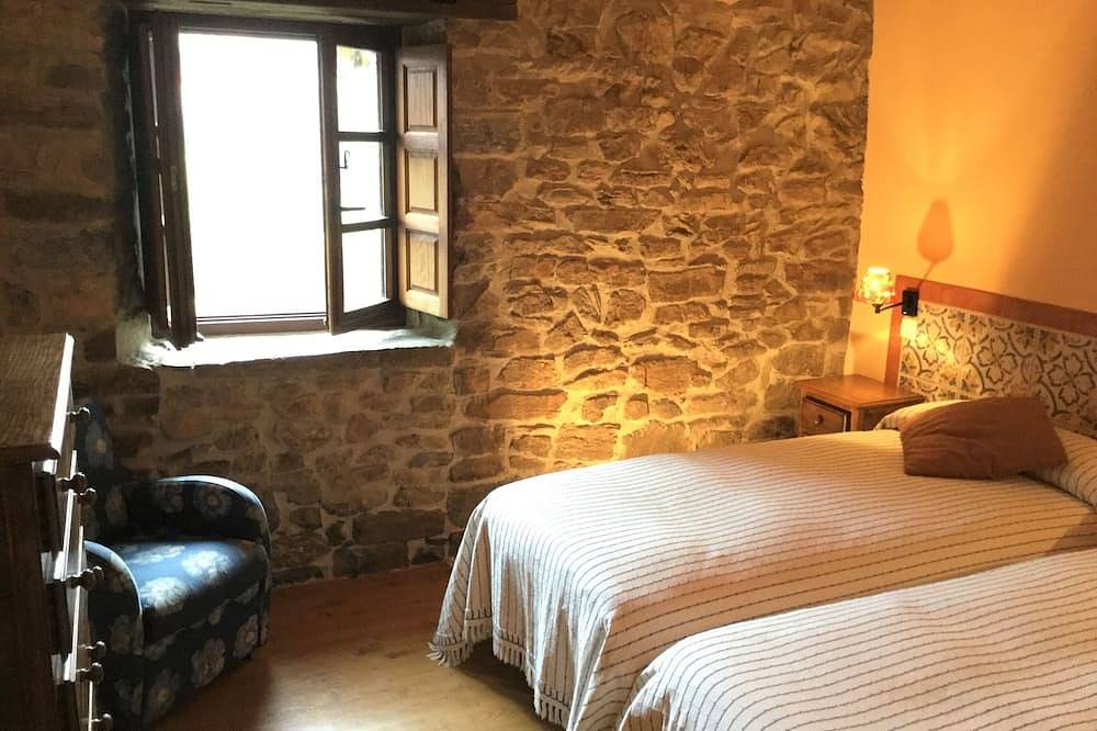 Ganze Wohnung, Picos de Europa. Geräumige Wohnungen. Entspannen Sie sich mit spektakulärer Aussicht in Pesaguero, Cordillera Cantábrica