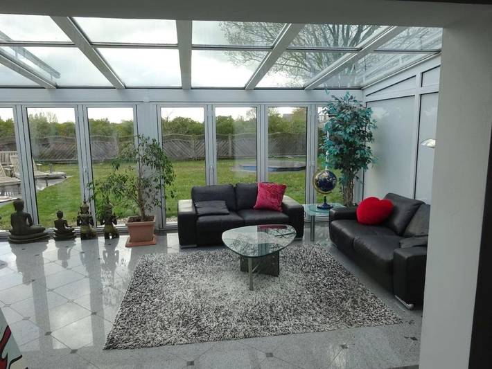 Ferienhaus für 8 Personen, mit Whirlpool und Terrasse sowie Garten und Sauna in Stockelsdorf