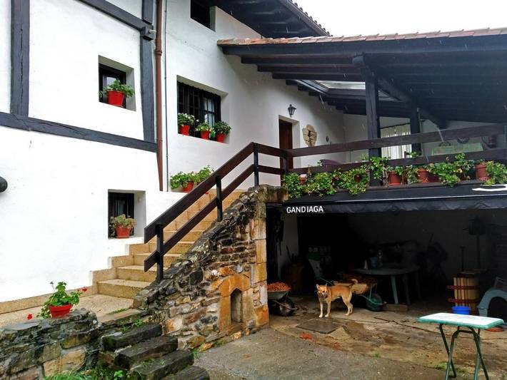 Casa rural para 6 personas, con vistas y jardín, Se admiten mascotas en Lea Artibai - 2