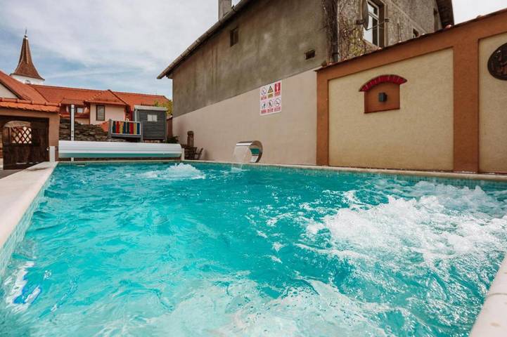 Maison d’hôte pour 4 personnes, avec vue ainsi que jardin et piscine dans Mureș - 4