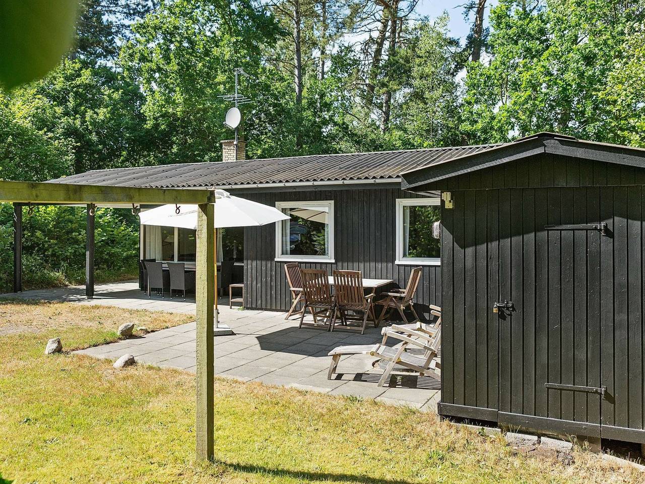 Hus för 4 Personer i Pedersker, Bornholm