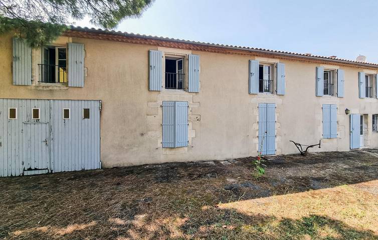 Gîte pour 6 personnes, avec Terrasse et Jardin à Épargnes