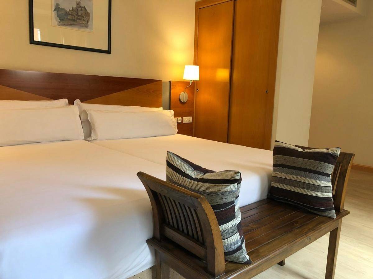 Hotel para 10 personas in Avilés, Costa Verde