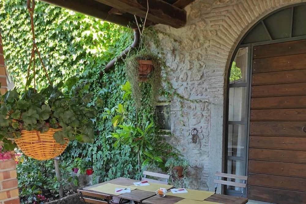 Agriturismo per 4 Persone in Velletri, Castelli Romani