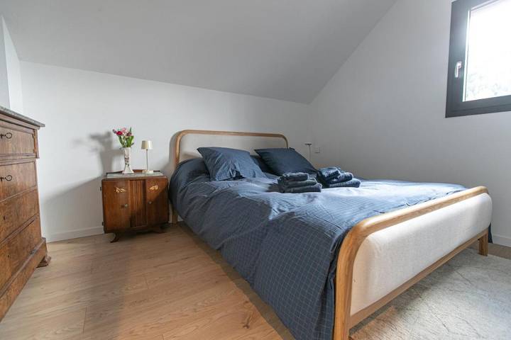 Location de vacances pour 6 personnes, avec terrasse ainsi que jardin et vue à Jougne - 3