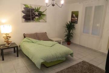 Gîte pour 6 Personnes dans Ballancourt-sur-Essonne, Essonne, Photo 1