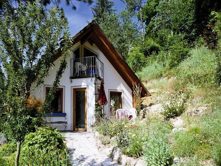 Ferienwohnung für 2 Personen, mit Garten und Terrasse in Münsingen